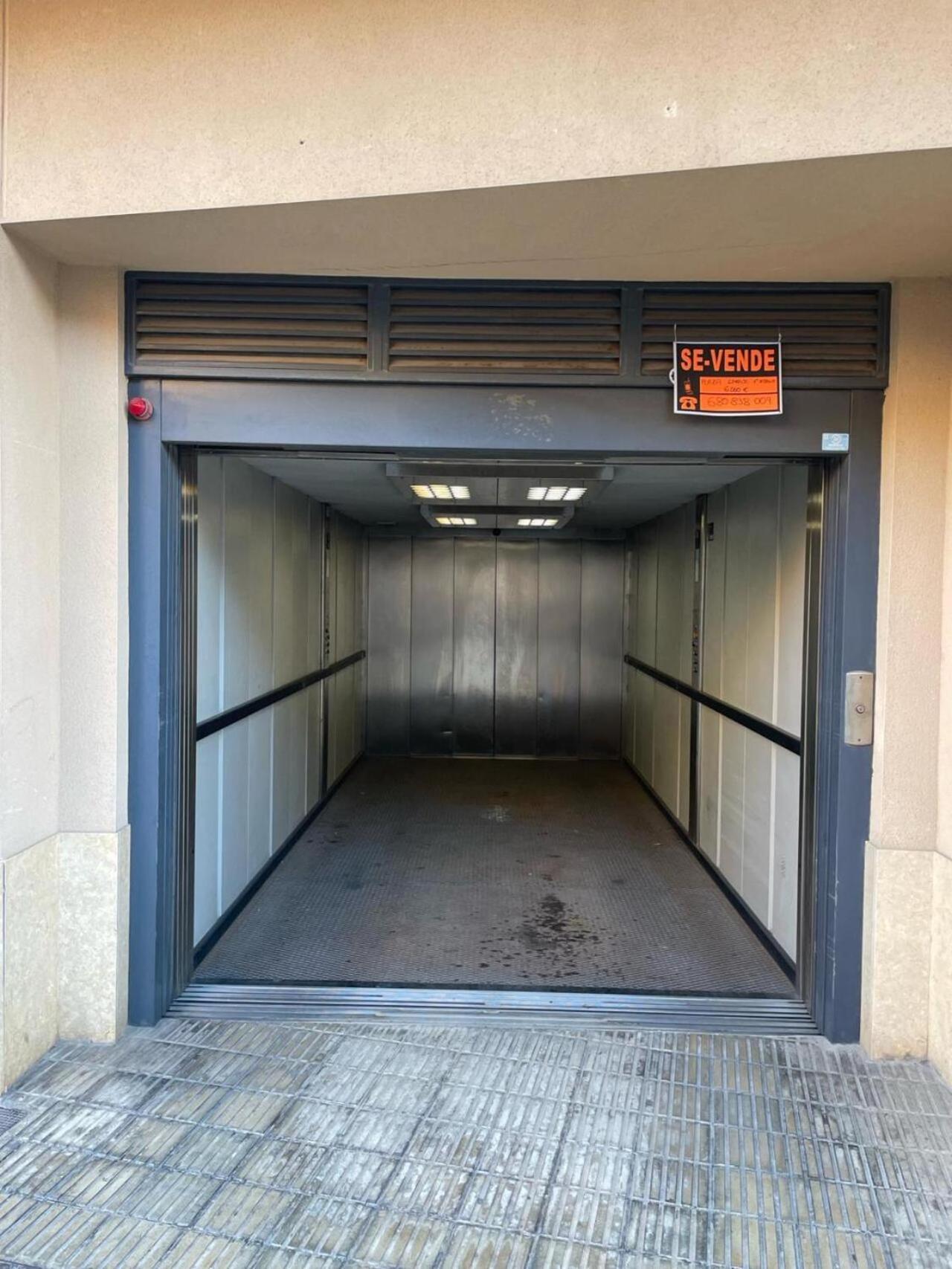 Kairos Home Y Garaje , Algemesi Home